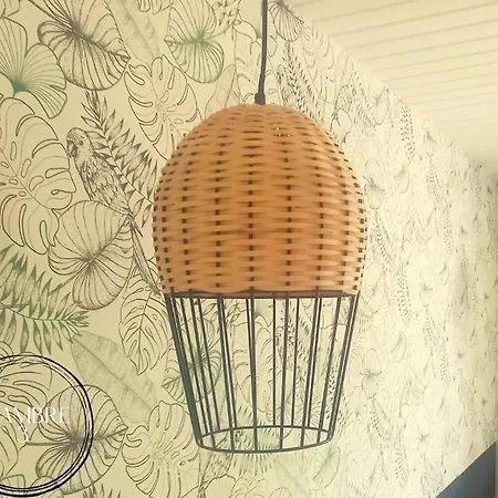 L'authentique Martelaise Piscine Chauffee 度假居 马特尔