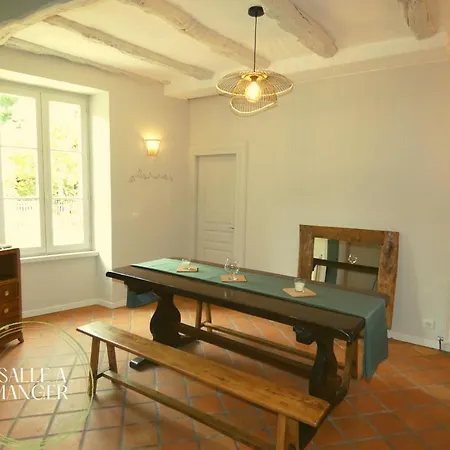 Holiday home L'authentique Martelaise Piscine Chauffee