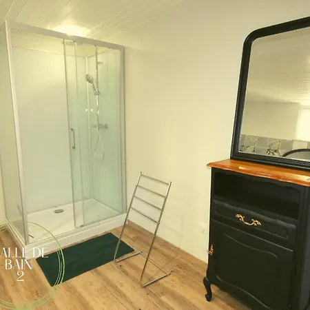 L'authentique Martelaise Piscine Chauffee Hébergement de vacances *